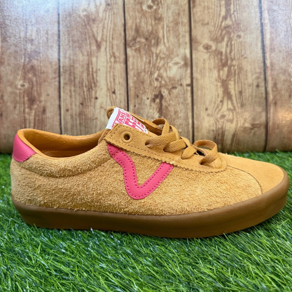 Vans Sport Sneaker Womens 8.5 Tan Pink Hairy Suede Gum Sole Skate Shoes